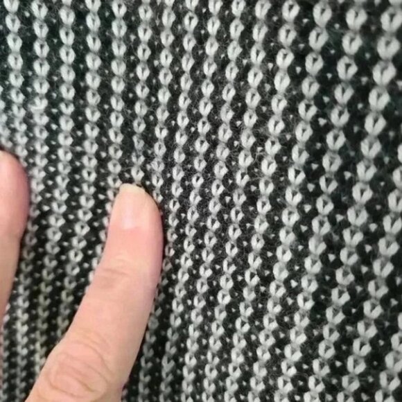 Banana Republic black/grey boxy sweater size M - Picture 7 of 9